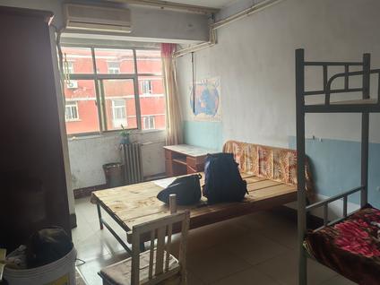 北京中煤十处生活区2室1厅42平中楼层/共4层