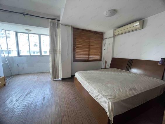 鼓楼古田路整租 东光花园5室2厅/224平/中楼层