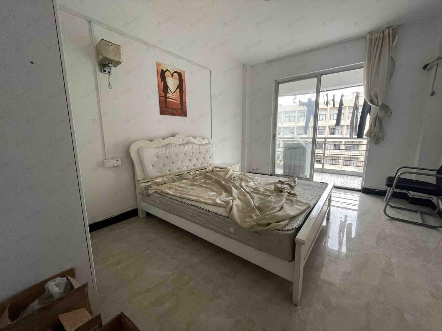 合租·榕信二区