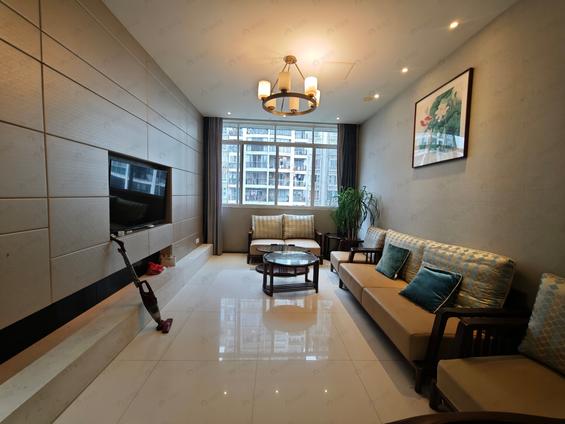 金山金桔路整租 香江红海园2期7室2厅/89平/高楼层