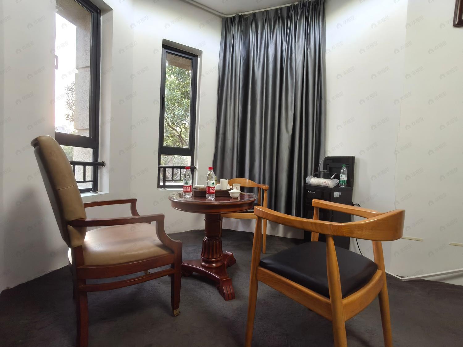 整租·阳光凡尔赛宫B区B3