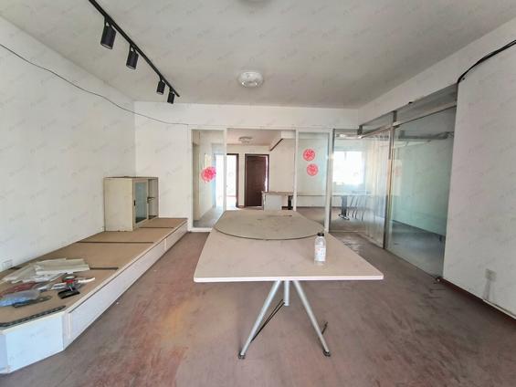 鼓楼福新路整租 中城名仕汇6室2厅/270平/中楼层