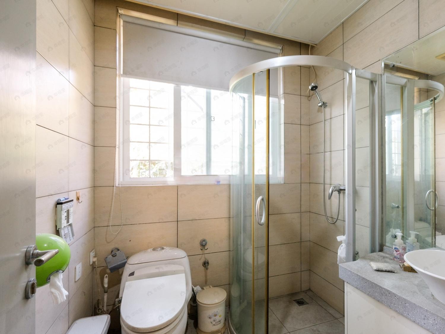 整租·金桥花园一期别墅