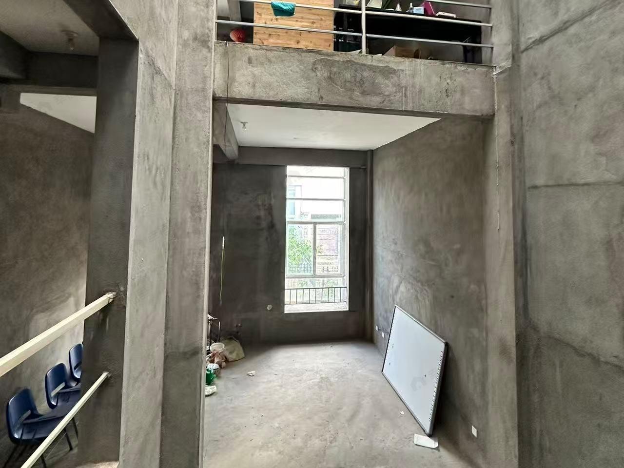 整租·碧水琴湾(二期)