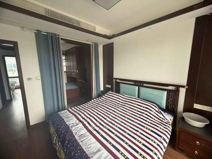 北京中南闻荷府4室2厅137平中楼层/共4层