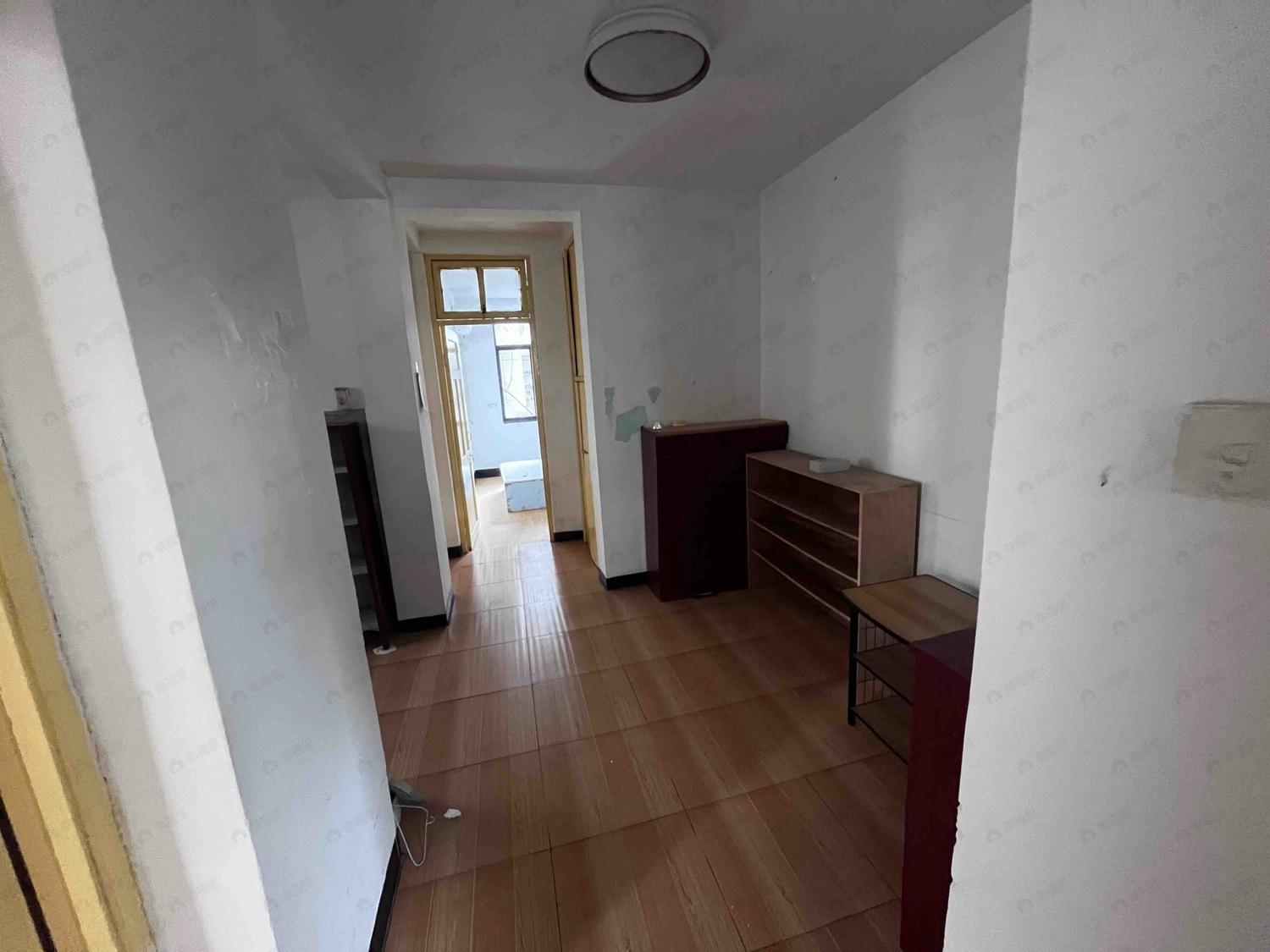 整租·省卫生厅湖东路单位宿舍