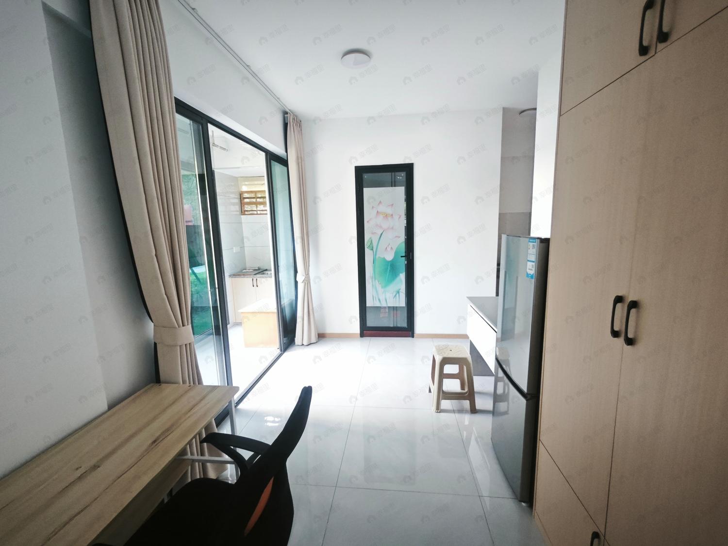 合租·中建岳前雅居