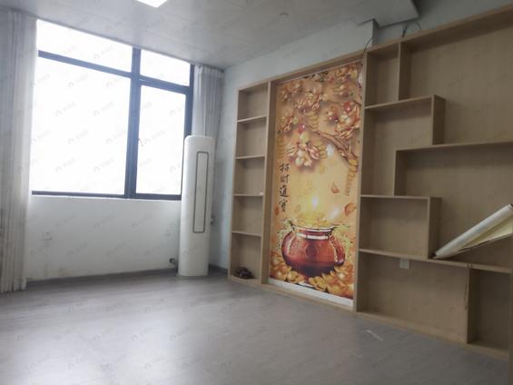 闽侯甘蔗整租 世茂御龙湾2室1厅/110平/低楼层