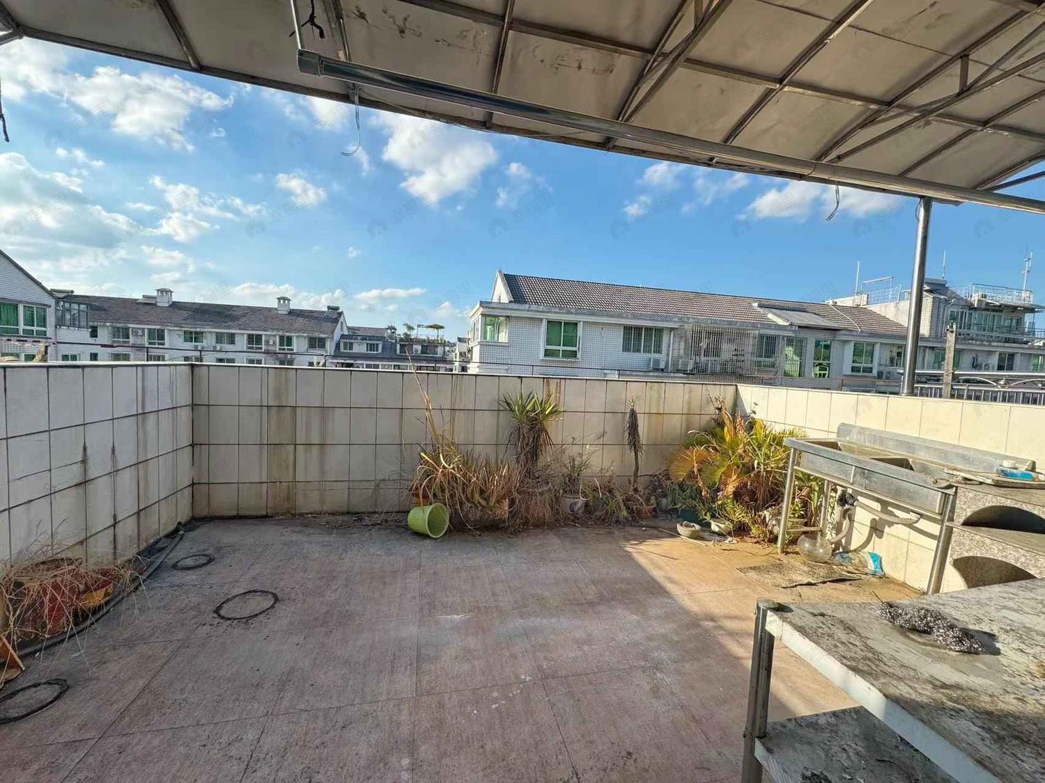 合租·金山碧水一期采菊苑