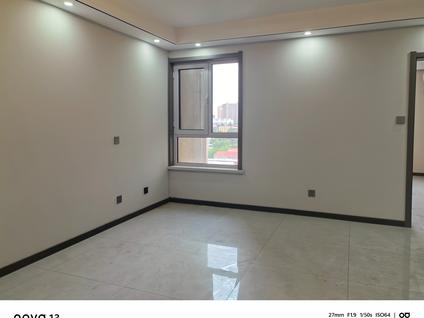 北京金天地二期3室2厅118平中楼层/共11层