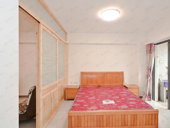 鼓楼古田路整租 金星领事馆1室1厅/52平/中楼层