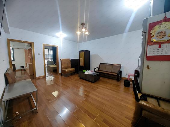 鼓楼鼓西西湖整租 大梦山小区3室1厅/100平/低楼层