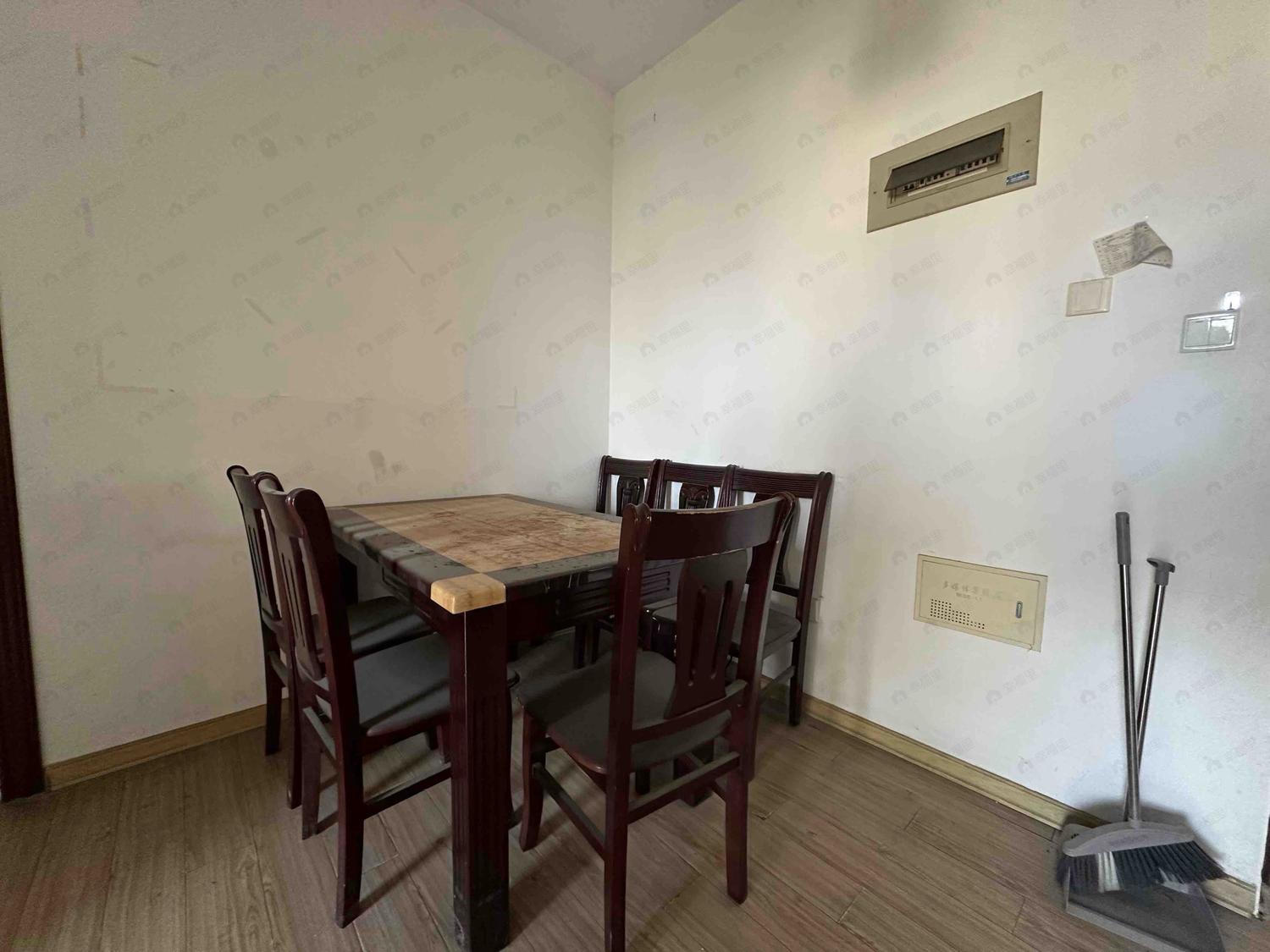 整租·融晟红郡