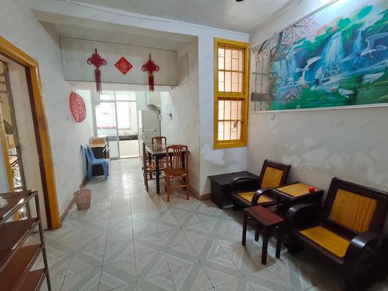 鼓楼省政府整租 后营16号3室1厅/93平/低楼层