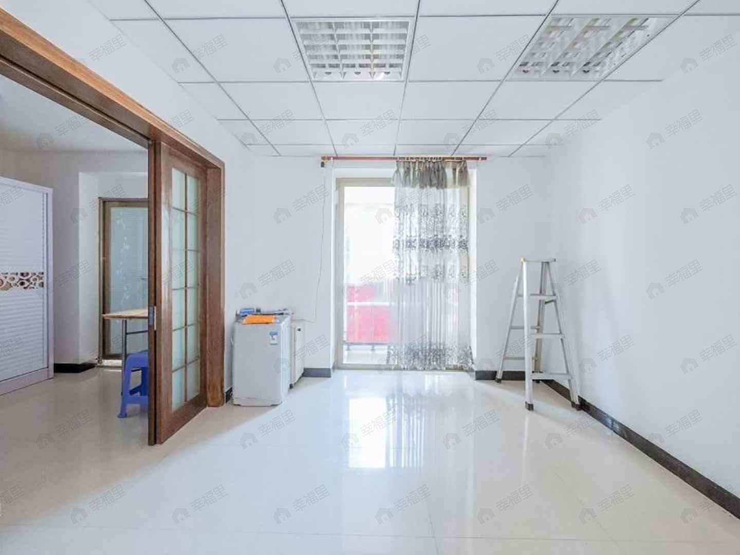 合租·世茂天城1期俪园