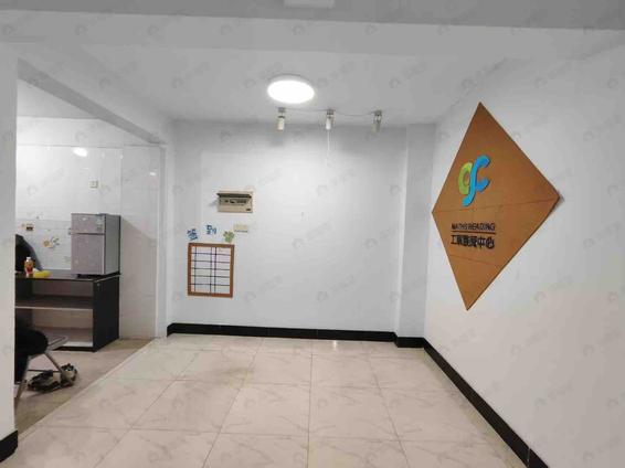 鼓楼梅峰路整租 罗马生态园3室2厅/133平/低楼层