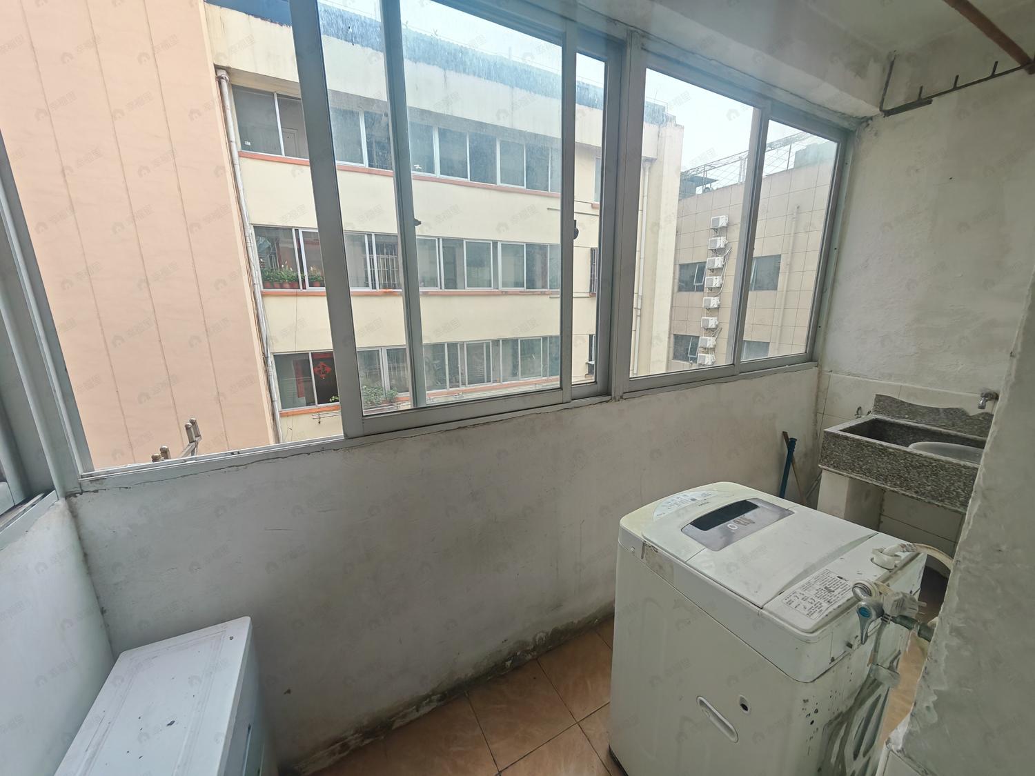 整租·江振楼