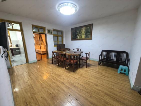 台江宝龙整租 红旗新村3室1厅/90平/中楼层