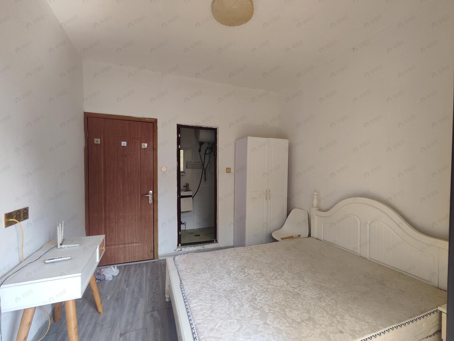 合租·融晟红郡