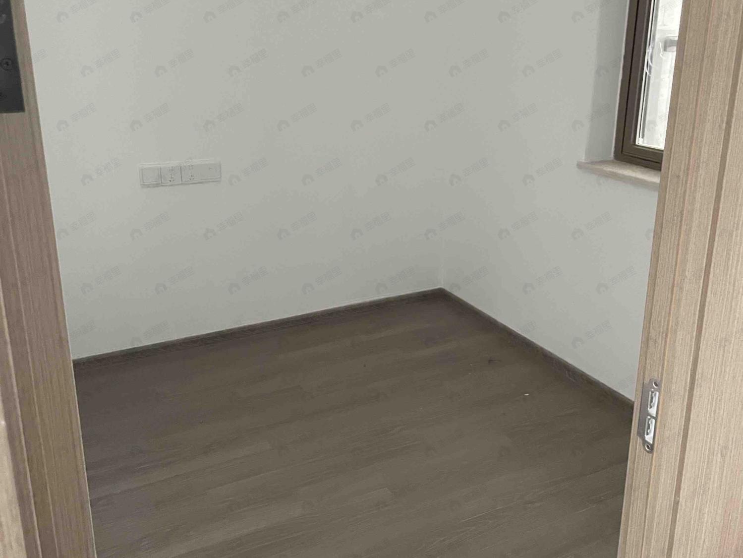 整租·滨江正荣府