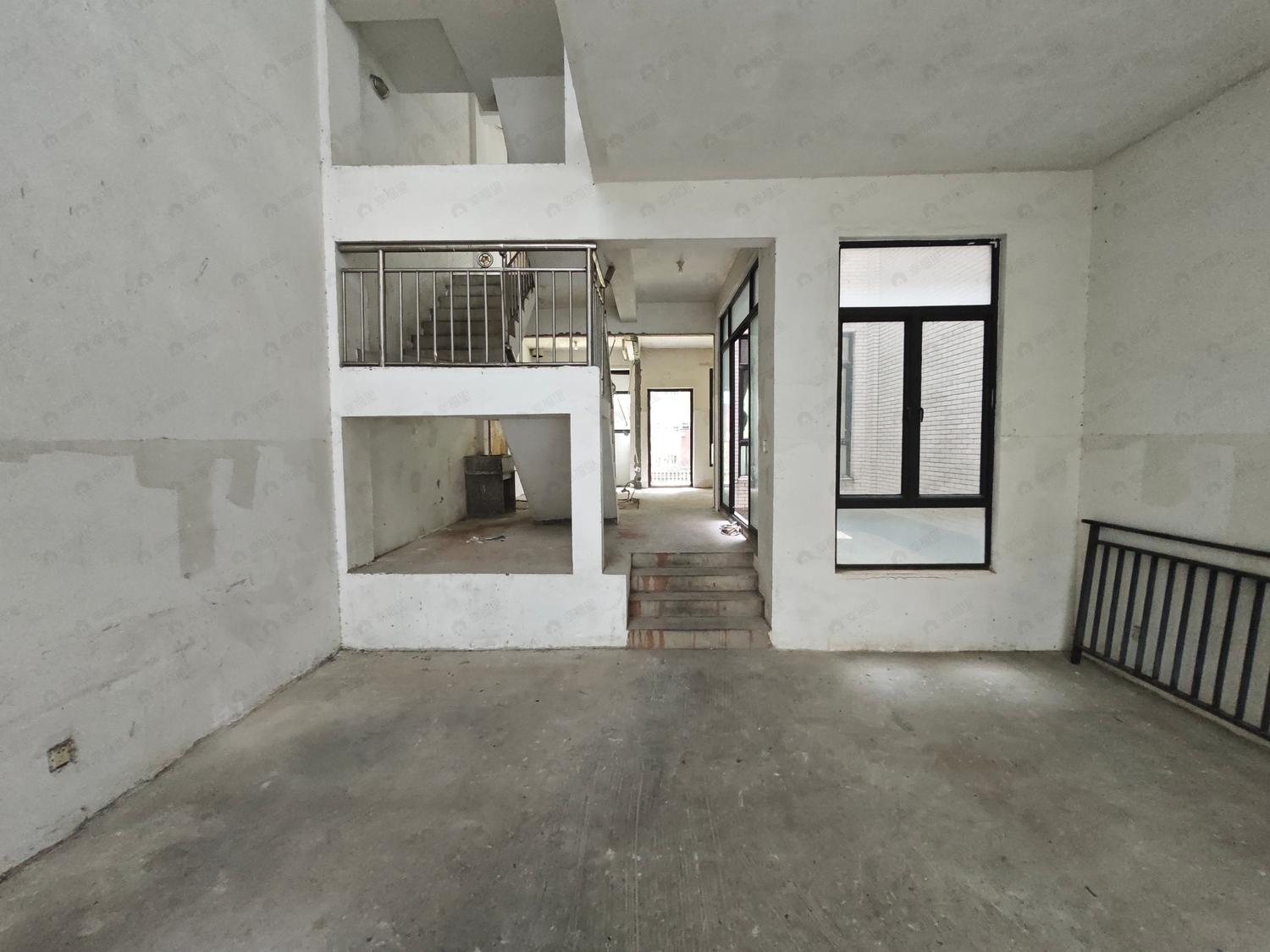 整租·中天金海岸三期金爵苑大溪地