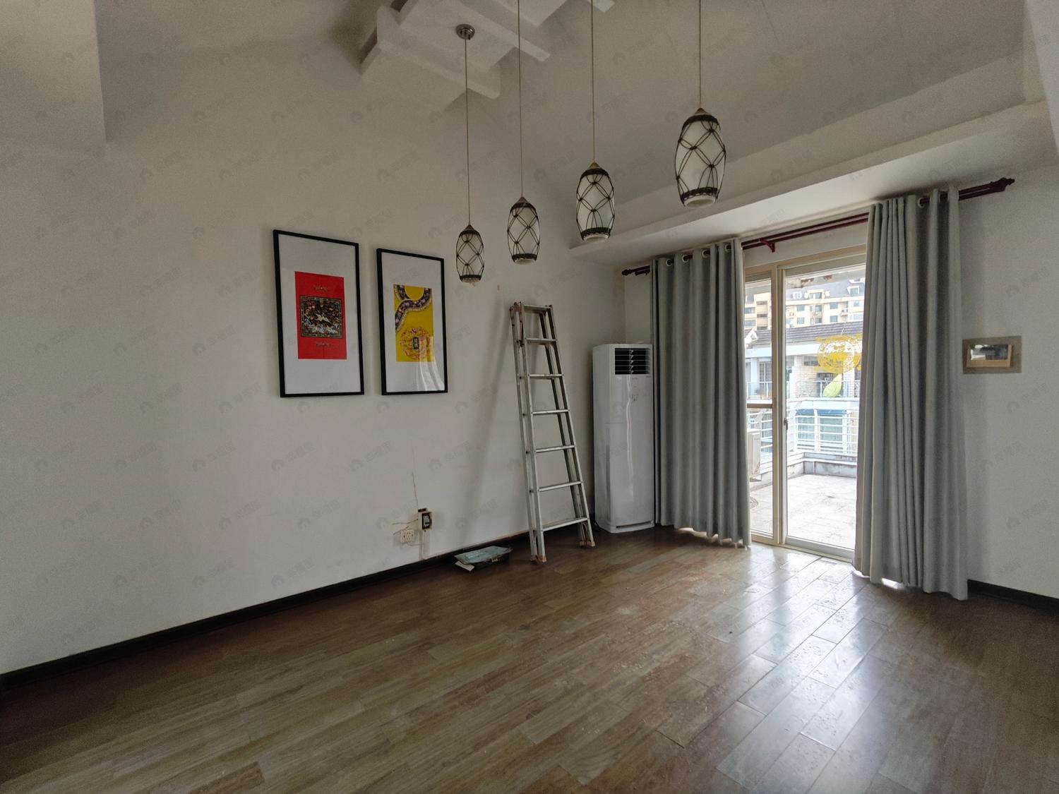 整租·山姆小镇