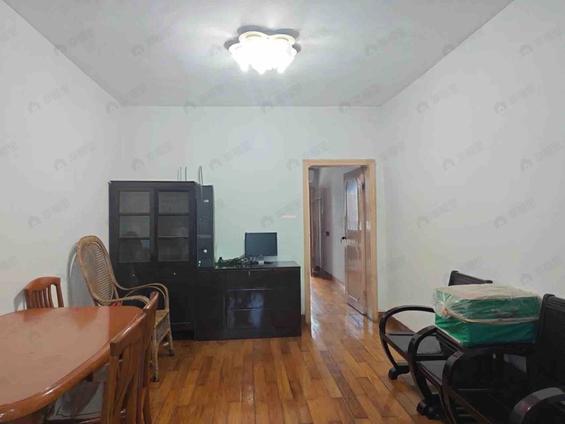 台江宝龙整租 红旗新村2室1厅/60平/高楼层