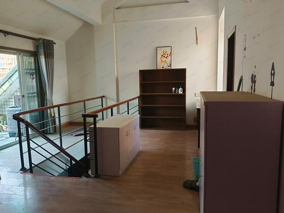 仓山学生街合租 正祥万升小区西区5室2厅/168平/中楼层