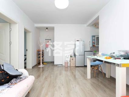 镜湖芜湖站整租 新都花园1室1厅/40平/高楼层