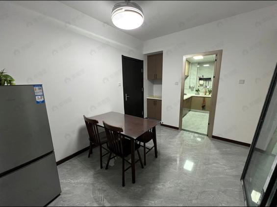 鼓楼古田路合租 正祥贵里香园3室1厅/105平/低楼层