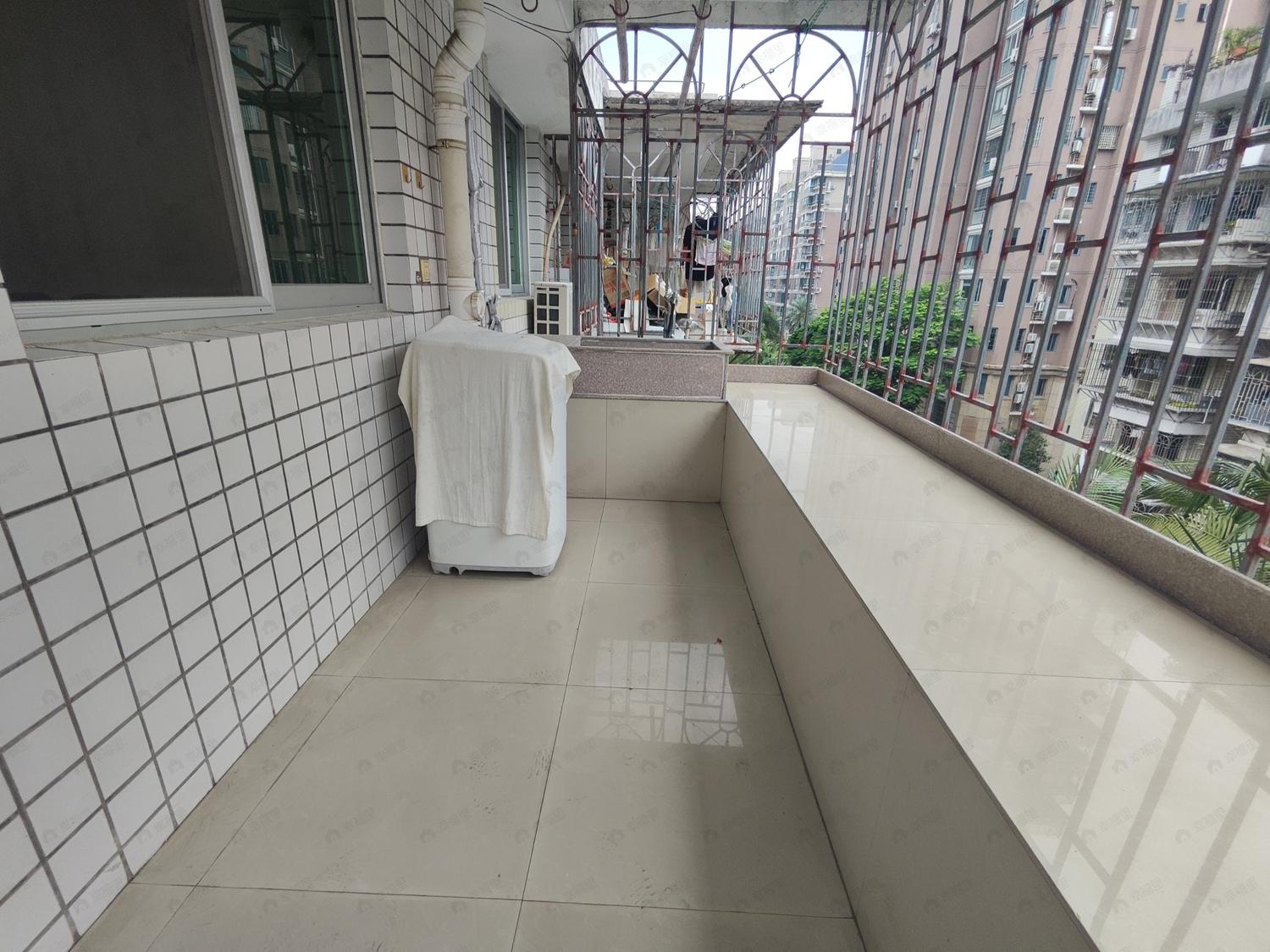 整租·蛇山小区