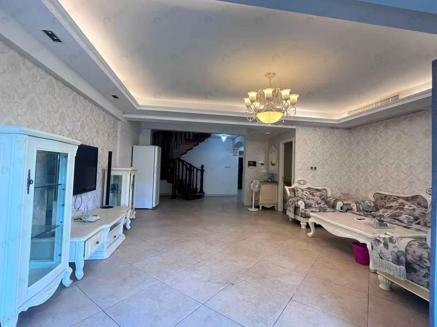 整租·君临闽江