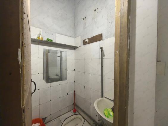 仓山白湖亭整租 中兴商厦1室0厅/75平/低楼层