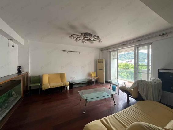 鼓楼铜盘整租 天元花园3室2厅/135平/中楼层