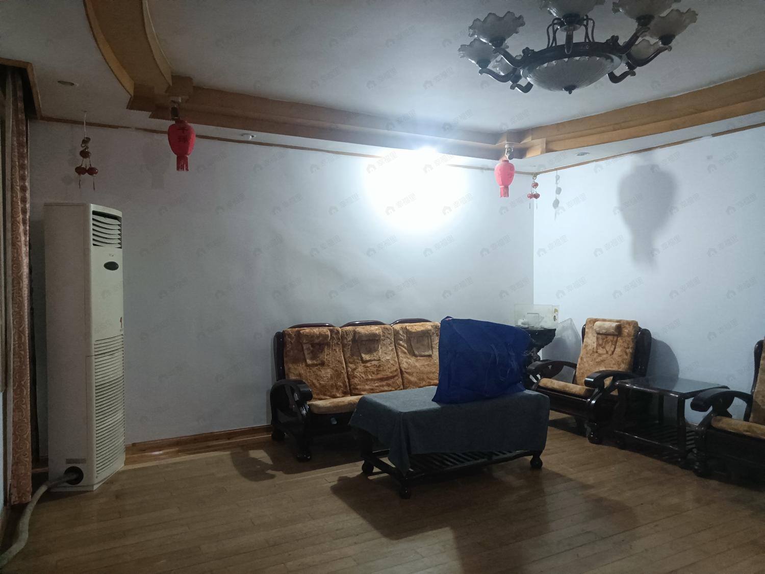 整租·龙津花园