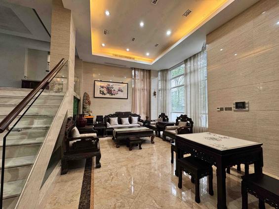 鼓楼梅峰路整租 运盛美之国1期5室3厅/230平/低楼层