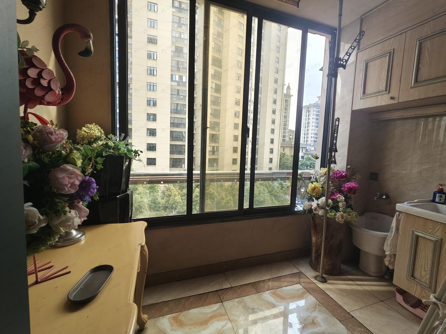 整租·融晟红郡