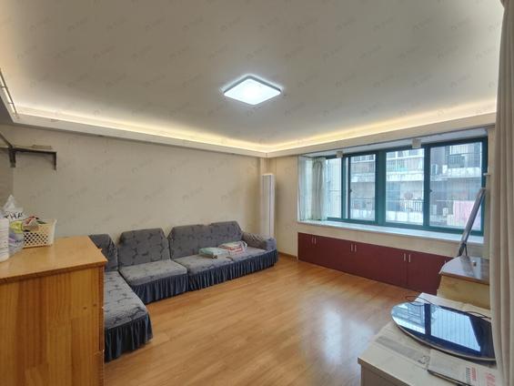 鼓楼鼓西西湖整租 大梦山小区4室2厅/118平/高楼层