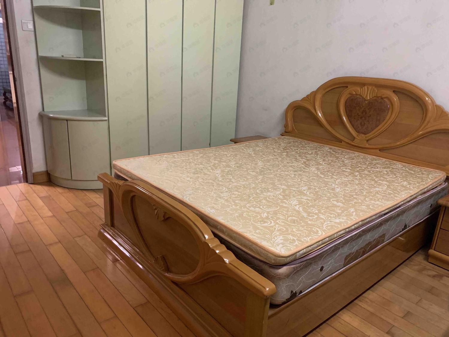 合租·温泉供应公司古田路单位宿舍