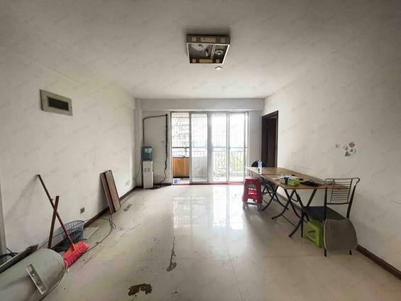 金山浦上大道整租 金山桔园二期泰园5室2厅/100平/高楼层