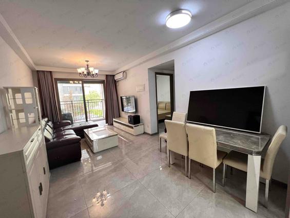 仓山火车南站整租 滨江正荣府3室2厅/87平/低楼层