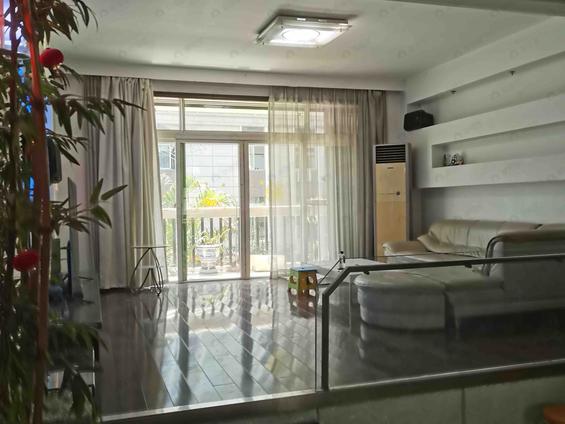 金山金祥路整租 金山碧水一期雨桐苑3室2厅/129平/低楼层