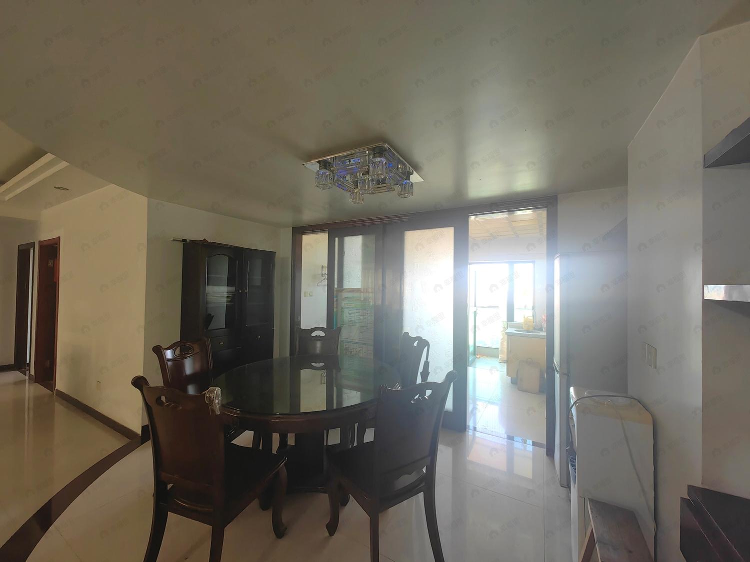 整租·君临闽江