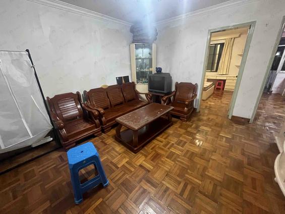 鼓楼八一七北路整租 教场小区3室2厅/95平/中楼层