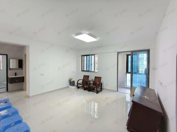 仓山东部办公区整租 江边新苑二区3室1厅/90平/低楼层