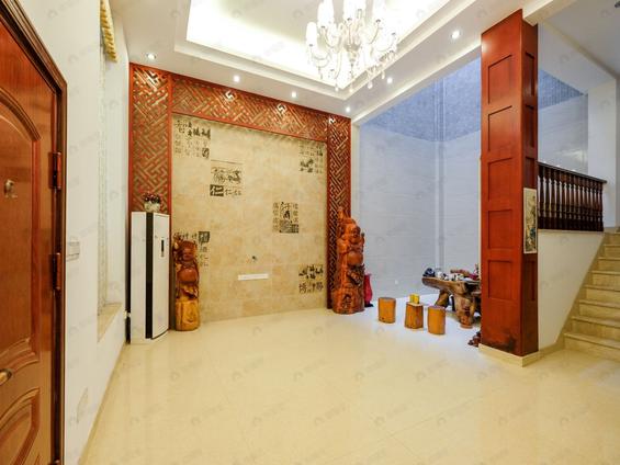 闽侯上街整租 碧水琴湾(二期)6室2厅/270平/低楼层