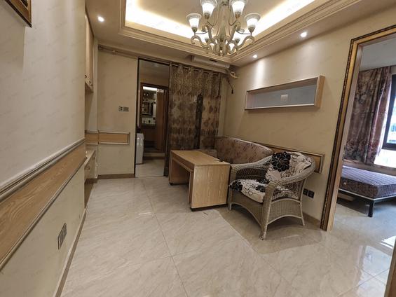 金山万达整租 融晟红郡2室2厅/82平/高楼层