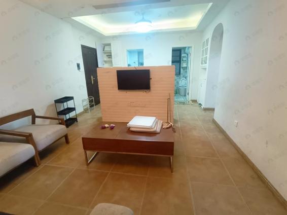 闽侯甘蔗整租 世茂御龙湾3室2厅/94平/低楼层