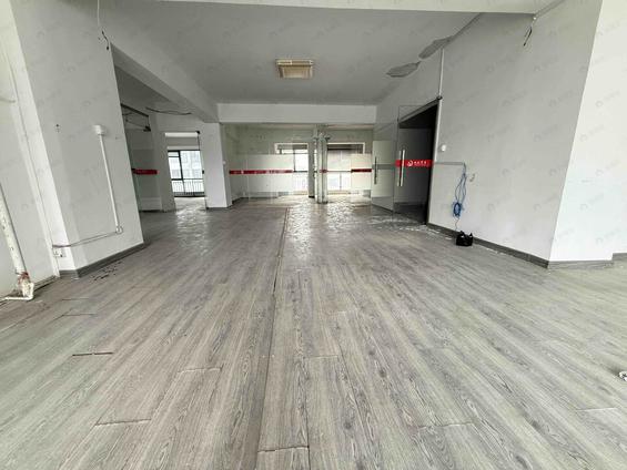 仓山南江滨整租 世欧上江城A区4室2厅/230平/高楼层