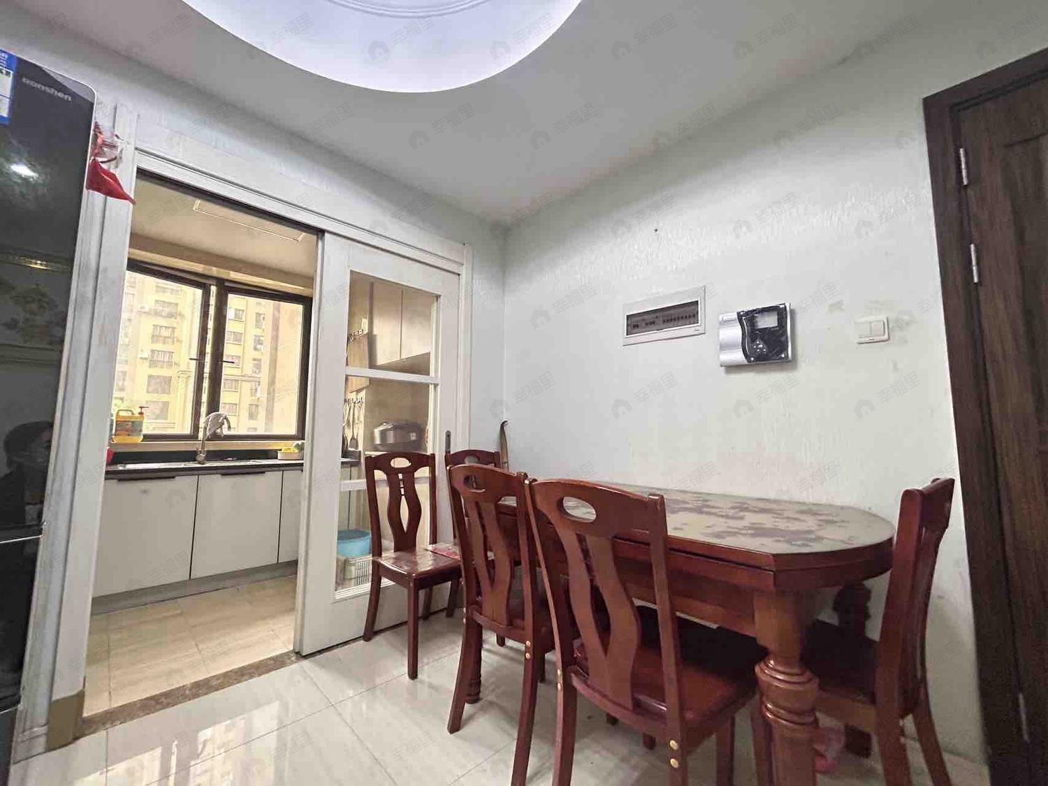 整租·世茂御龙湾